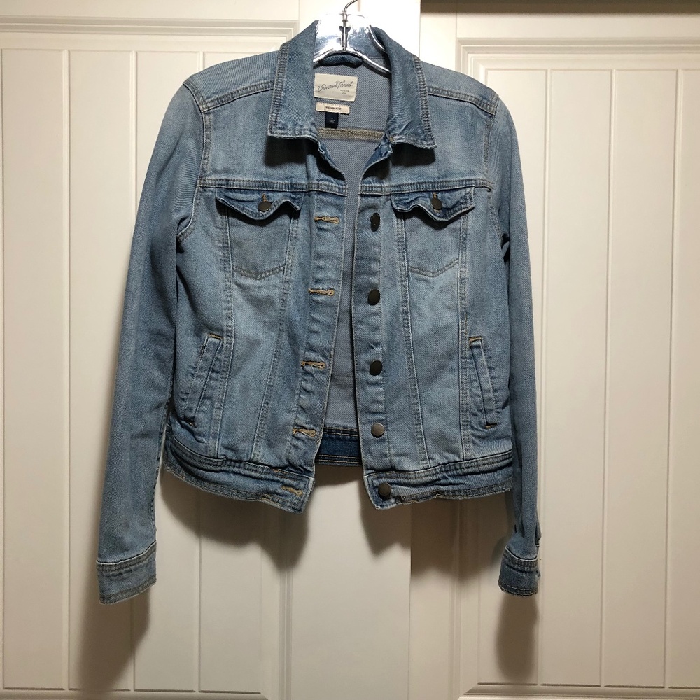 Universal Thread Denim Jacket Size S
